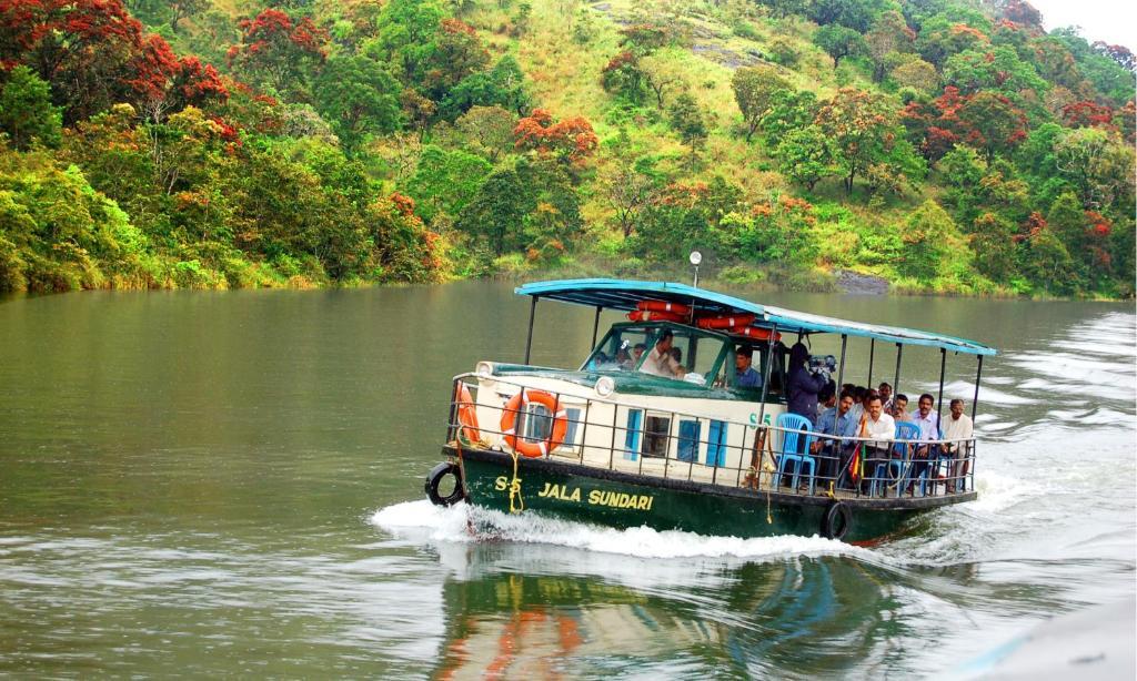 Jungle Park Resorts Thekkady Exterior photo