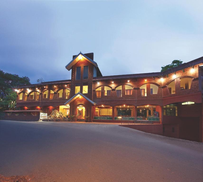 Jungle Park Resorts Thekkady Exterior photo